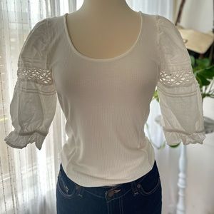 Free people size medium puffy shoulders top